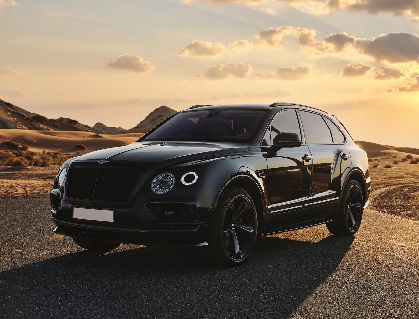 Best SUVs for Desert Exploration in Dubai