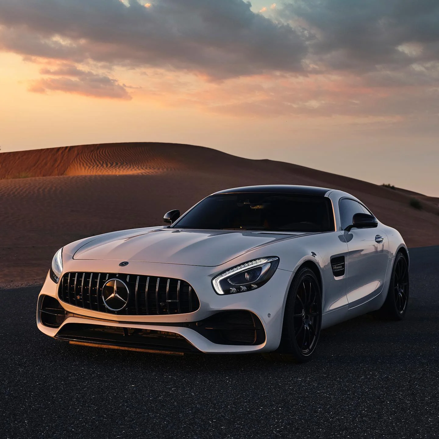 Best Car Rental Company in Dubai