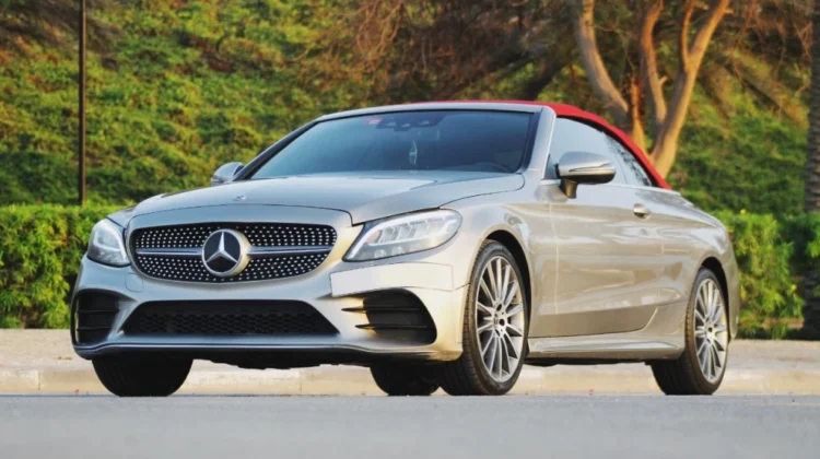 Mercedes-Benz_C300-Convertible_2020_8936_8936_4758154035-9_small