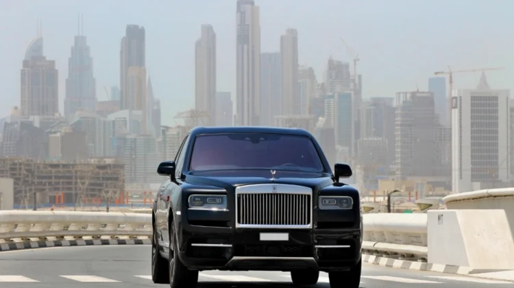 Rolls-Royce_Cullinan_2022_22316_22316_15088220205-1_small