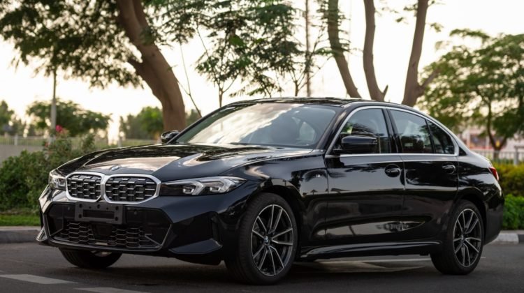 Luxury Car Thumbnail Image – Premium Crystal Car Rental.